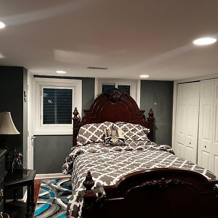 Quiet And Spacious Room1 Bolingbrook Exterior photo