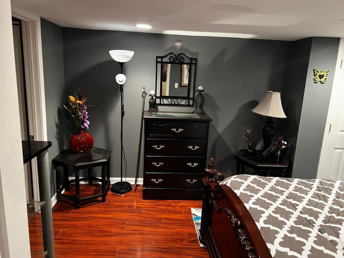Quiet And Spacious Room1 Bolingbrook Exterior photo